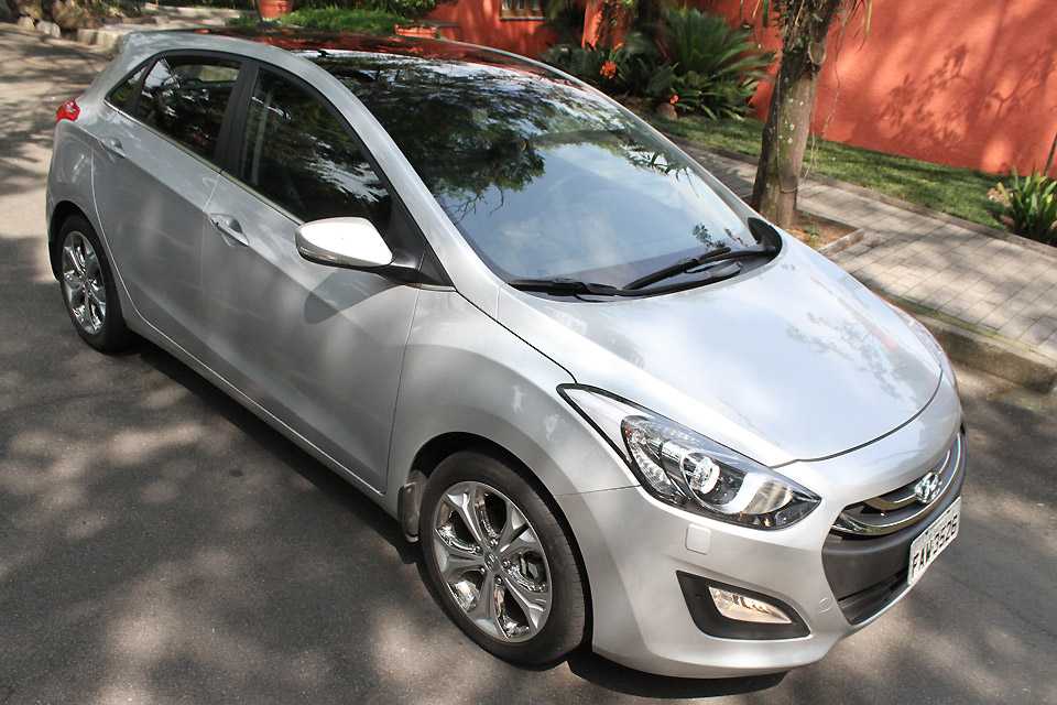 Na versão de entrada, o Hyundai i30 custa R$ 75.600