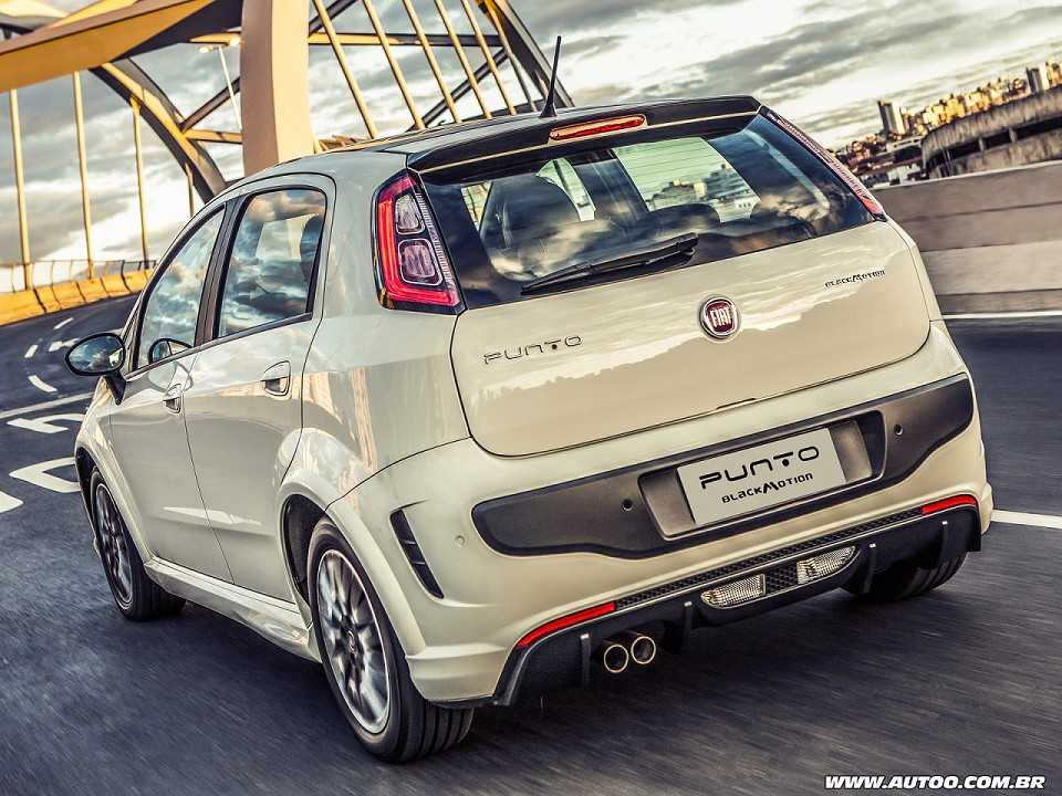 FiatPunto 2016 - ngulo traseiro