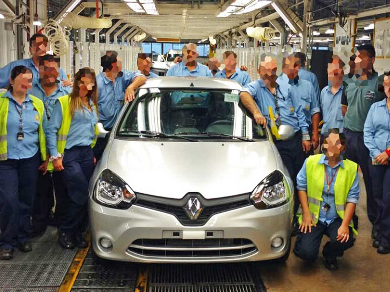 ltimo Clio pronto: montadora negou fim de linha