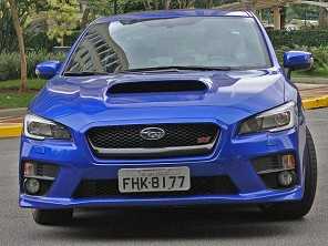 A bordo do Subaru WRX STI, o ''trovo azul''