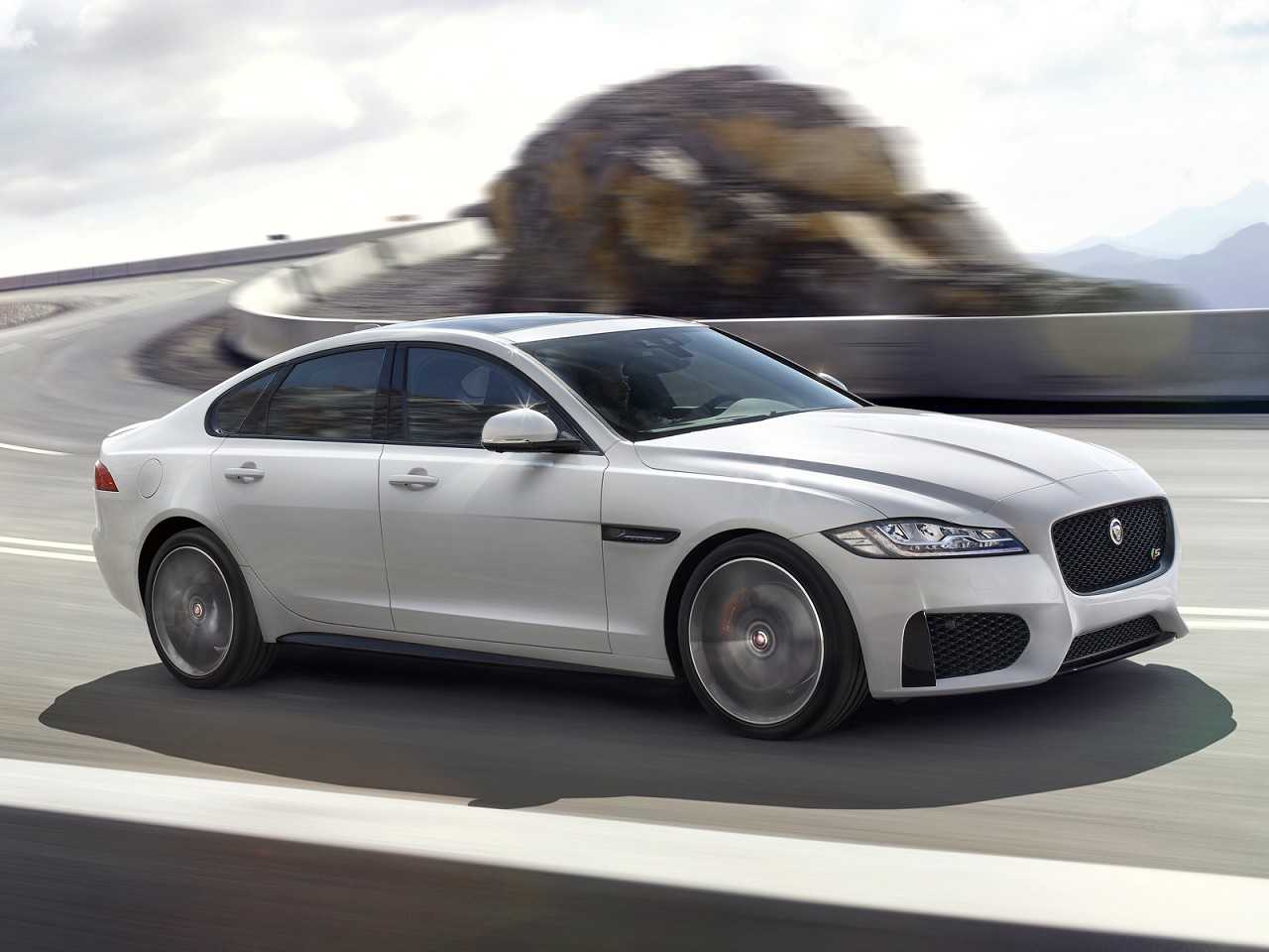 Jaguar XF 2016