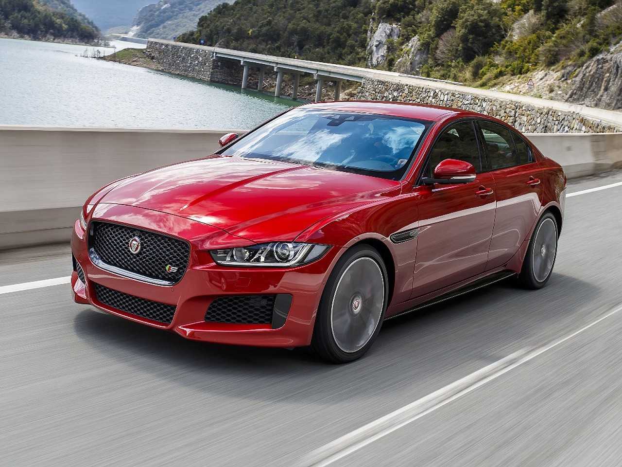 Jaguar XE 2017