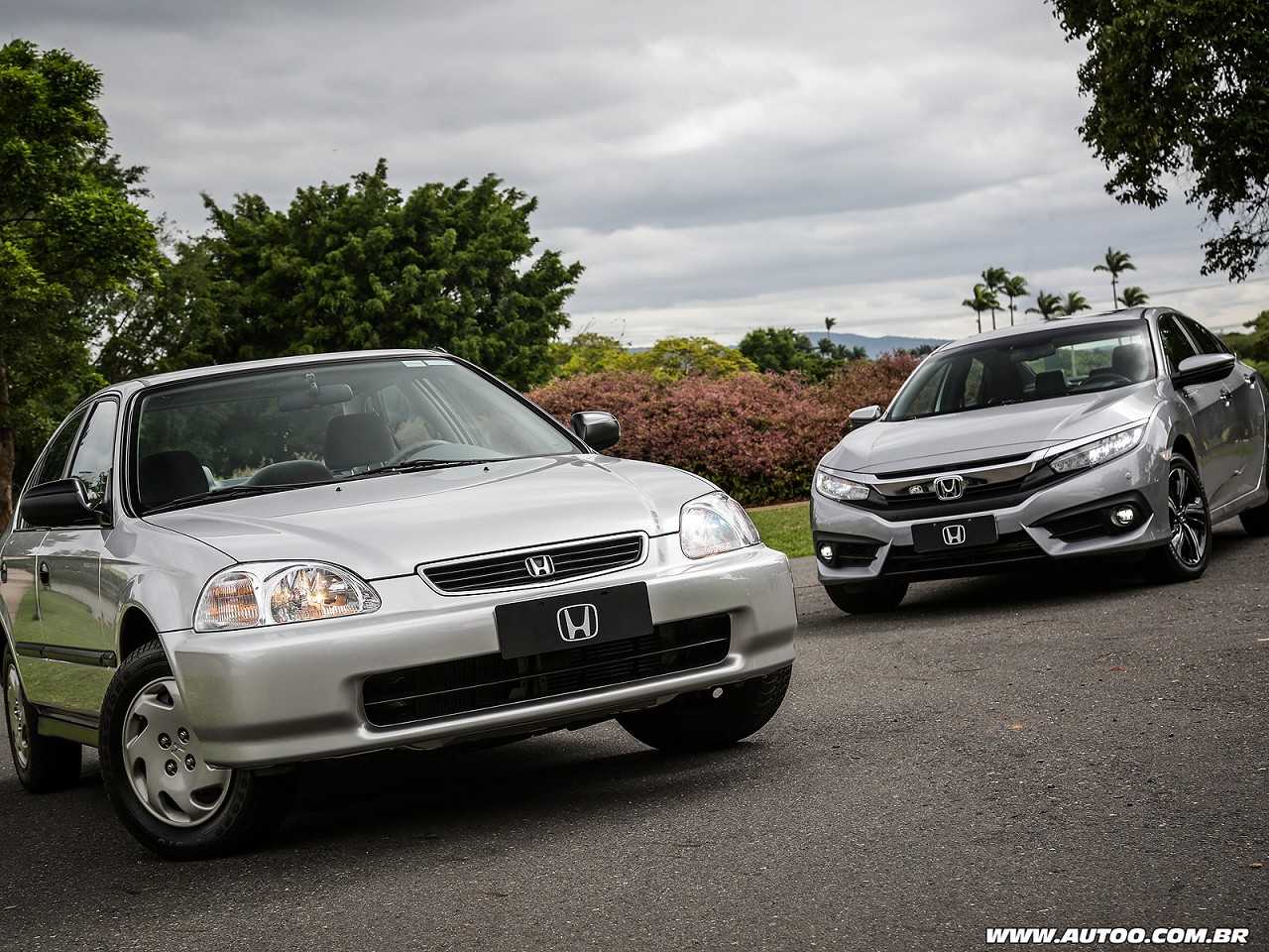 A sexta e a décima gerações do Honda Civic: passado e futuro reunidos na pista