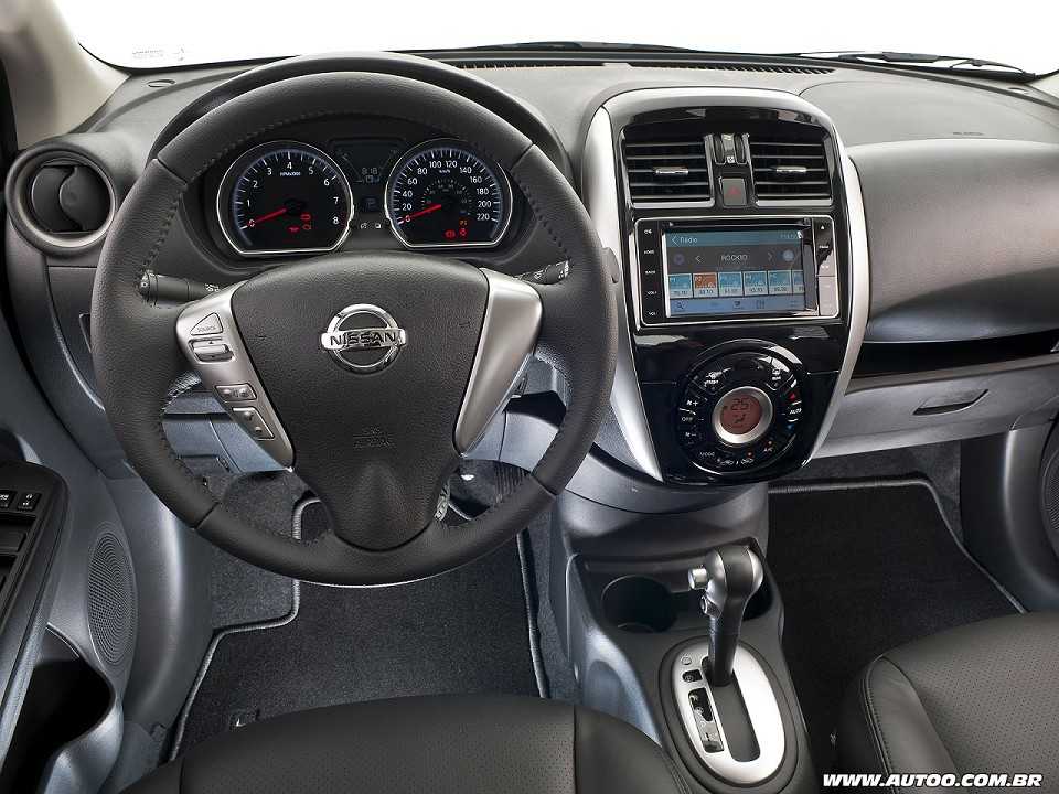 Nissan Versa 2018