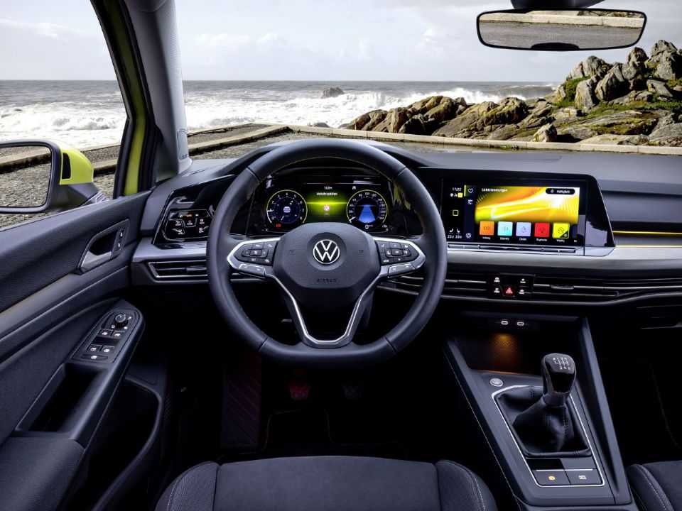 Volkswagen Golf 2021