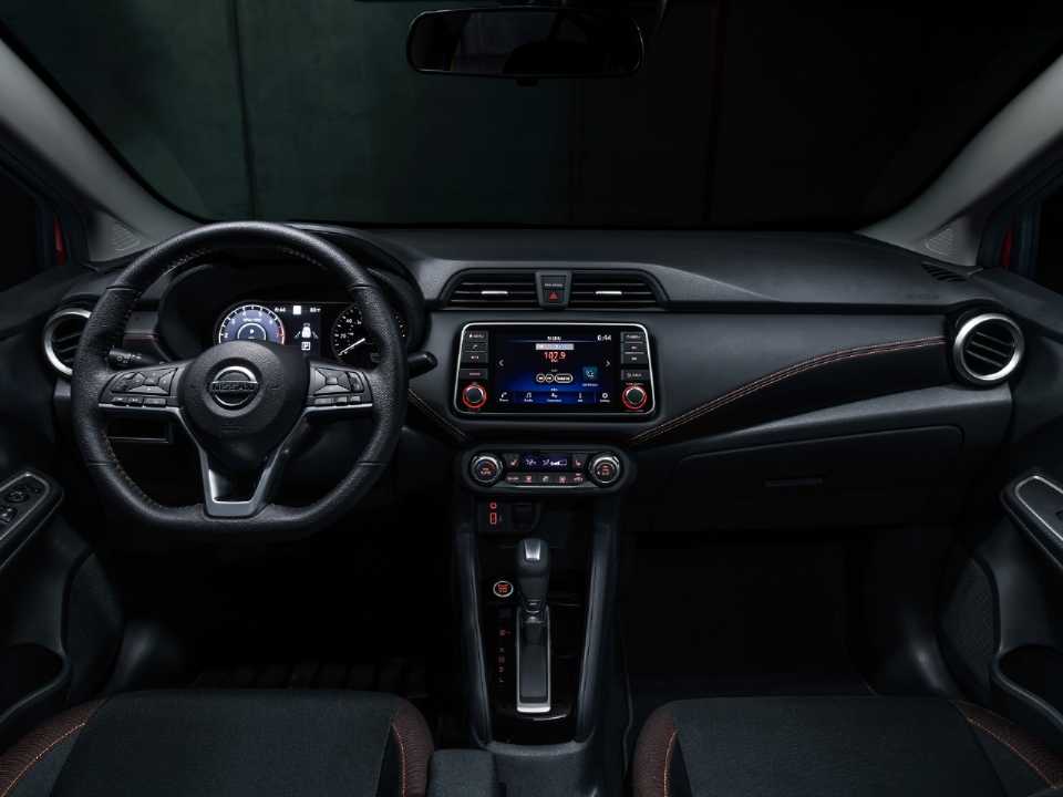 Nissan Versa 2020