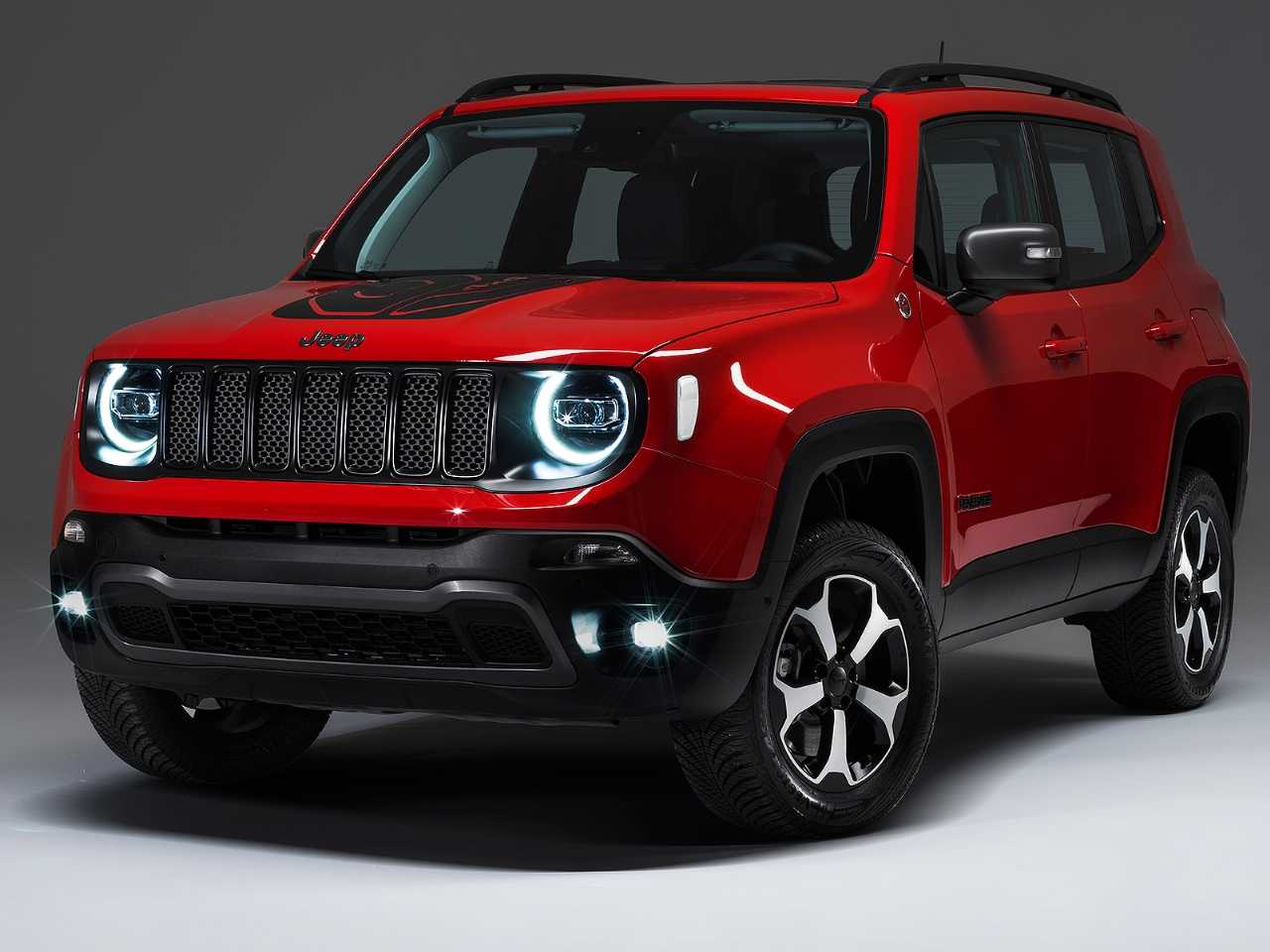 Tanto o Renegade Plug-in Hybrid como o Compass hbrido contam com sistema eAWD