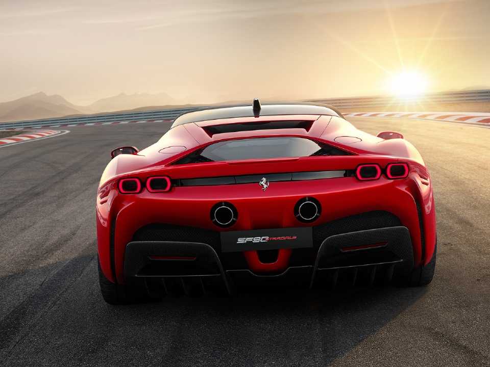 Ferrari SF90 Stradale 2019