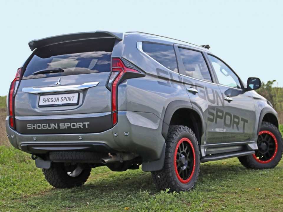 Mitsubishi Pajero Sport 2020