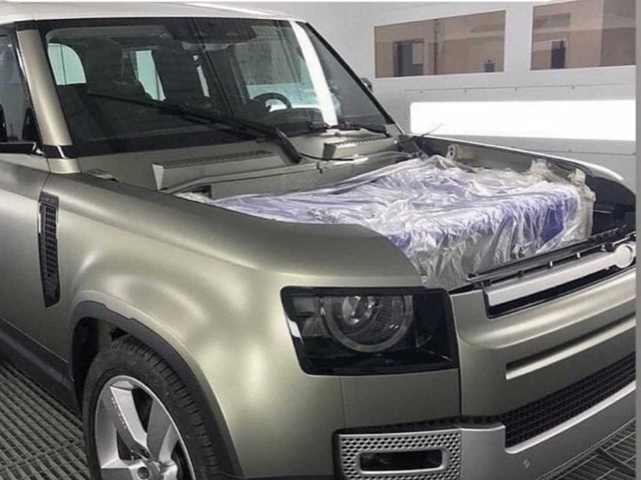 Land Rover Defender 2020