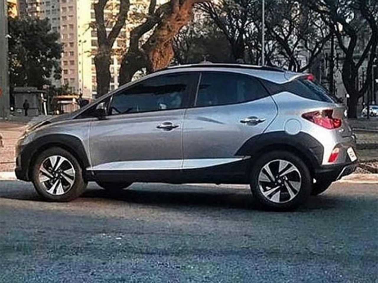 Flagra da nova gerao do Hyundai HB20X