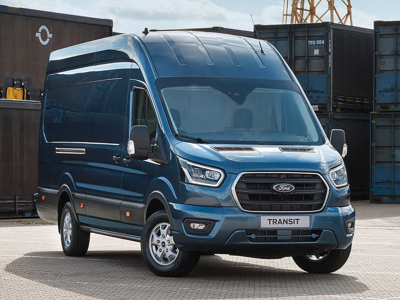 Acima a Ford Transit atualmente vendida na Europa