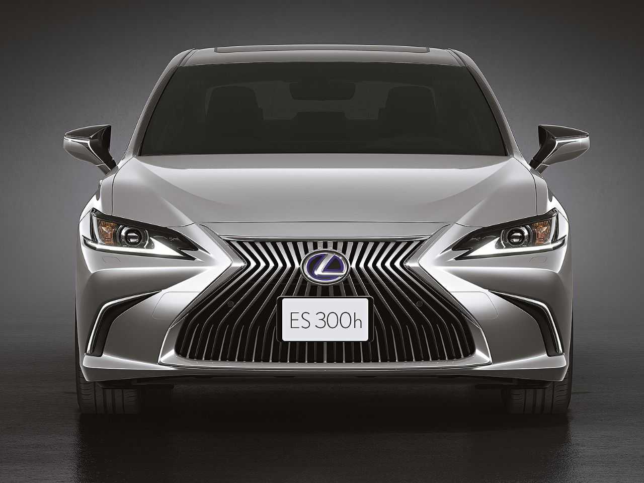 Lexus ES 2020