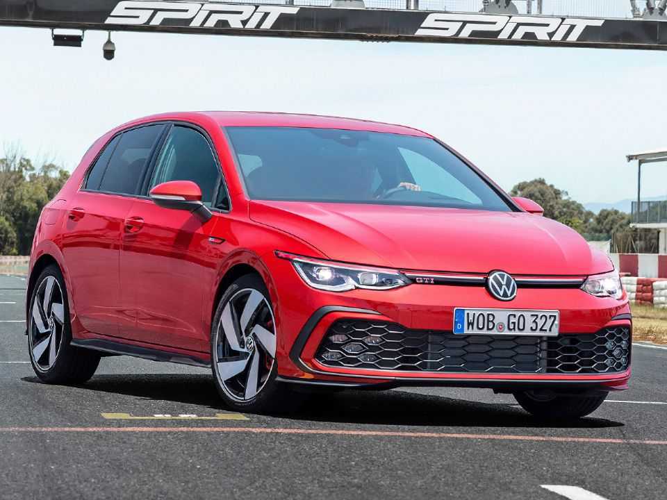 Nova geração do Golf GTI terá opção de câmbio manual