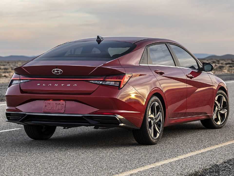 Hyundai Elantra 2021