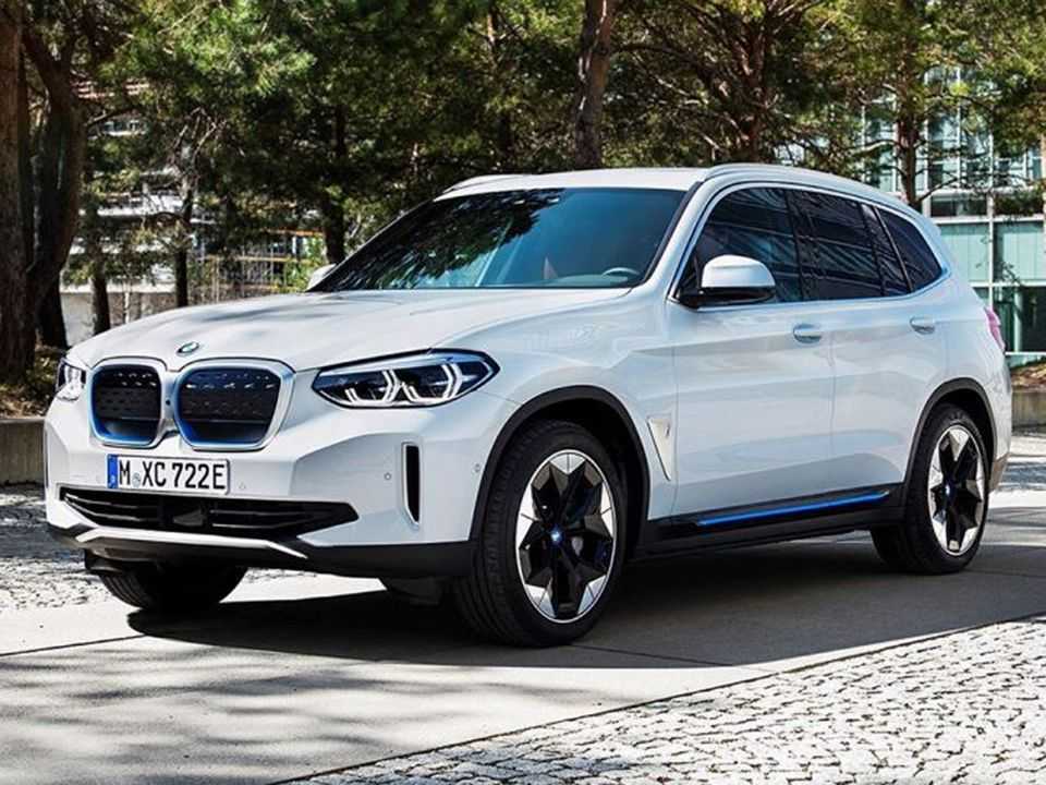 Possível imagem oficial vazada do inédito BMW iX3