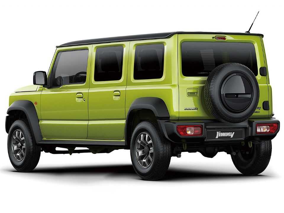 Projeção de Kleber Silva antecipando o inédito Suzuki Jimny com 4 portas