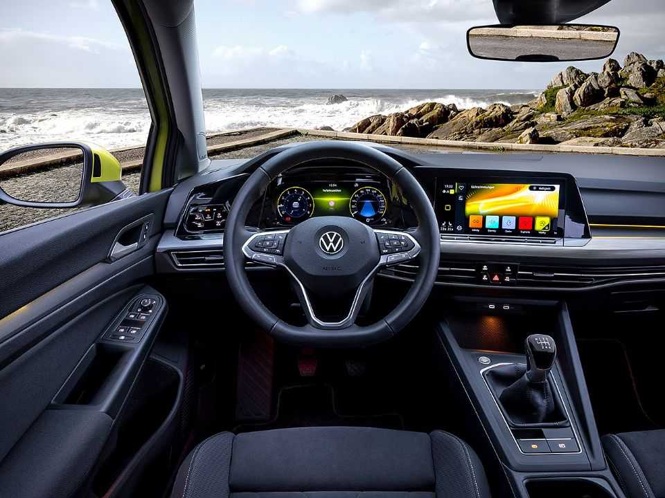 Volkswagen Golf em sua oitava geração vendida na Europa