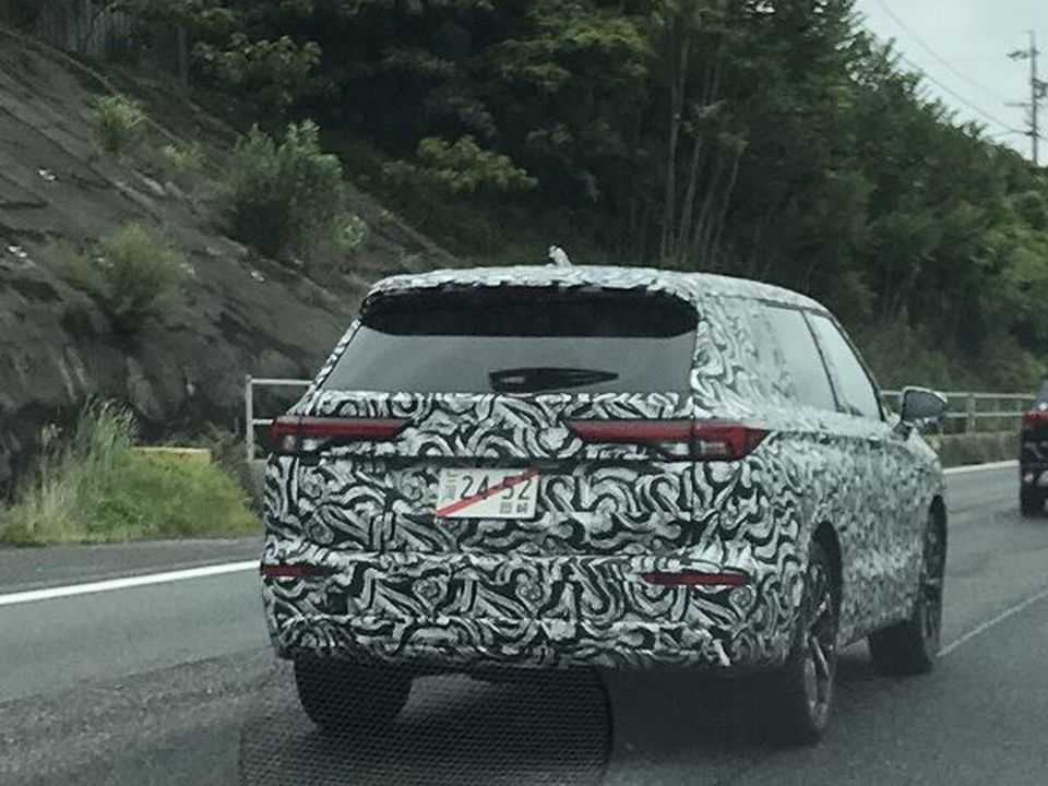 Novo Mitsubishi Outlander flagrado em testes no Japão