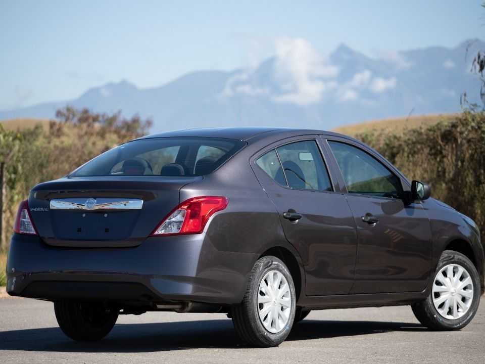 Nissan Versa 2021