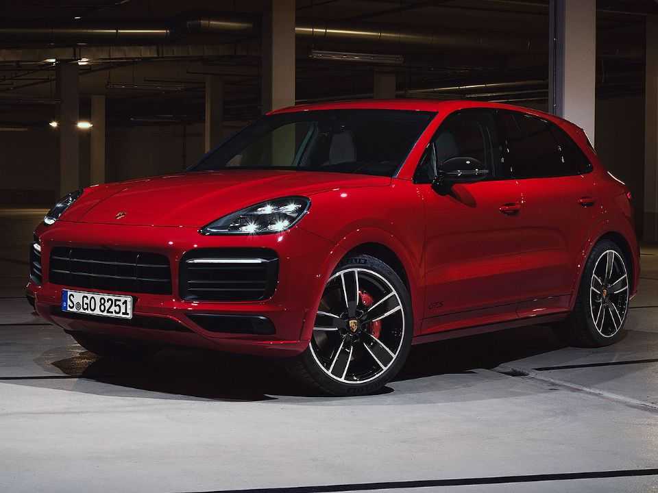 Futuro Porsche topo de linha terá porte acima do Cayenne atual