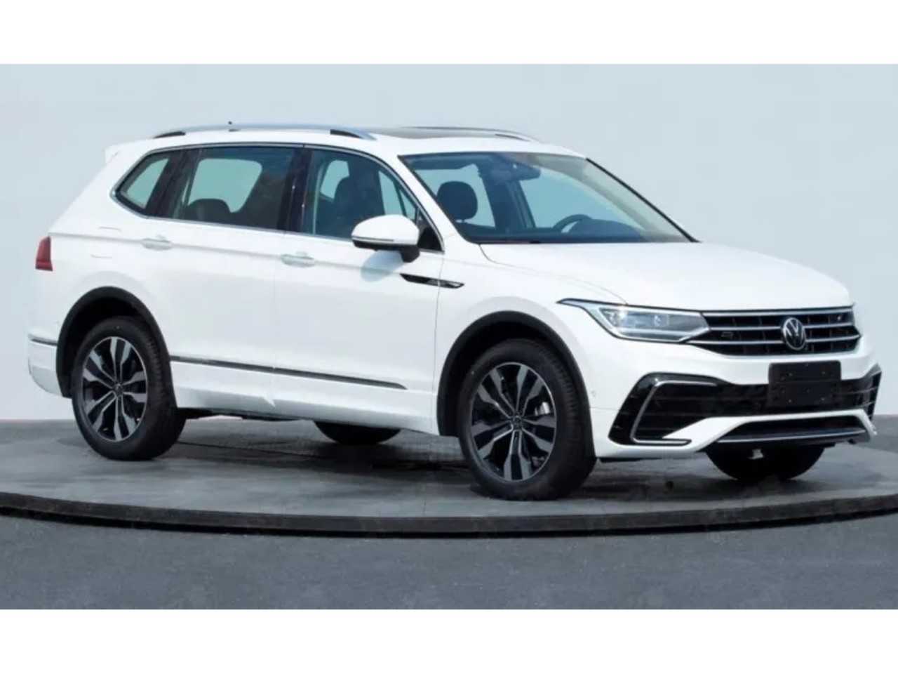 Foto mostra registro do novo Volkswagen Tiguan Allspace na China