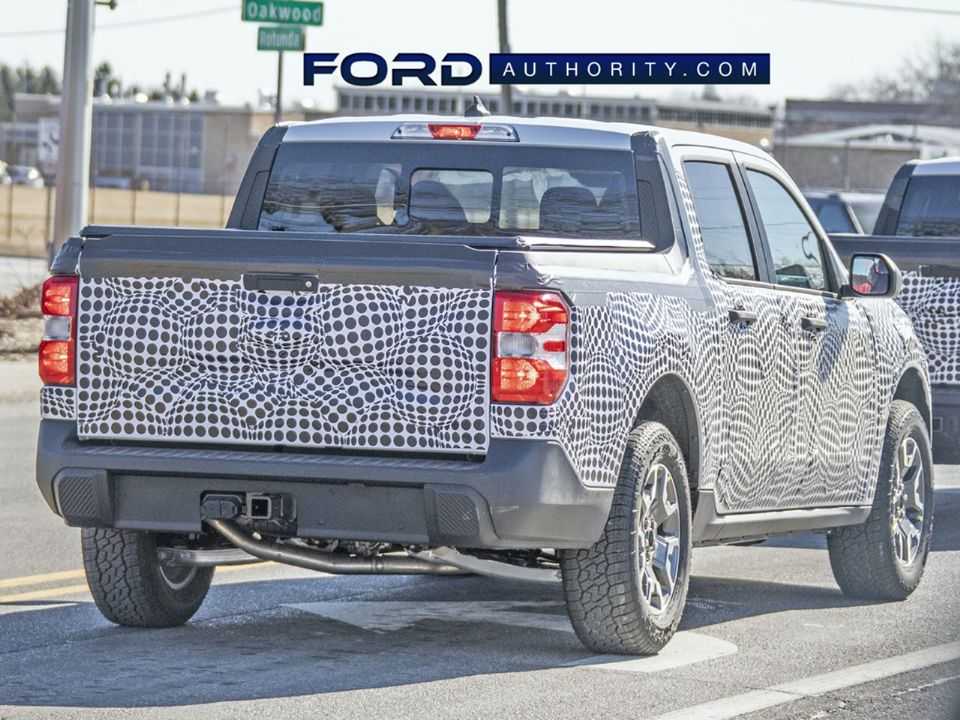 Estilo remete ao Bronco Sport, SUV com o qual compartilha a plataforma; ambos serão produzidos no México