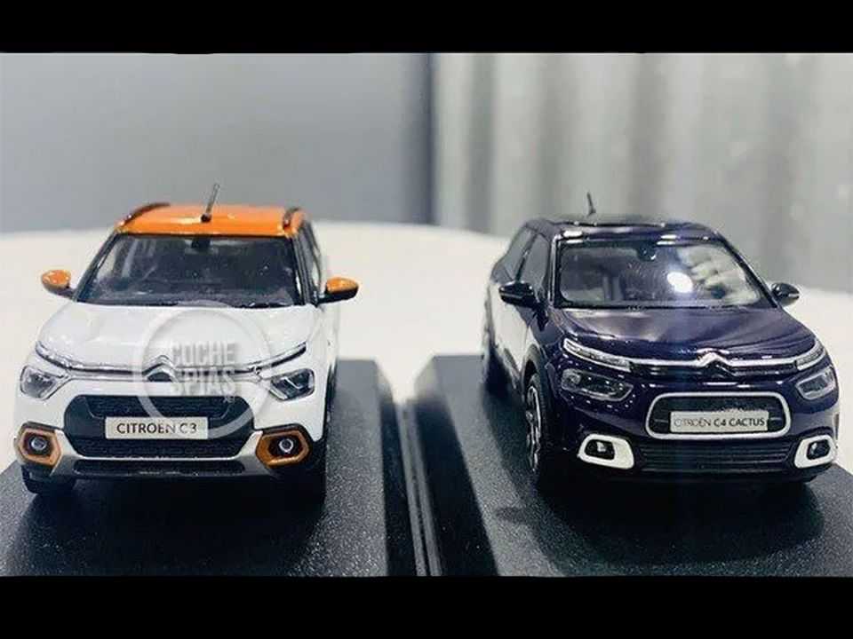 Miniatura antecipa o novo Citroën C3 nacional (esq.) ao lado de um C4 Catus