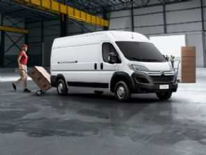 Citron Jumper e Peugeot Boxer ganham verso para CNH categoria B