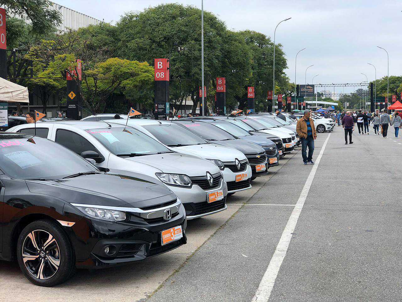 Carros usados respondem pela maior quantidade de transaes de veculos no pas