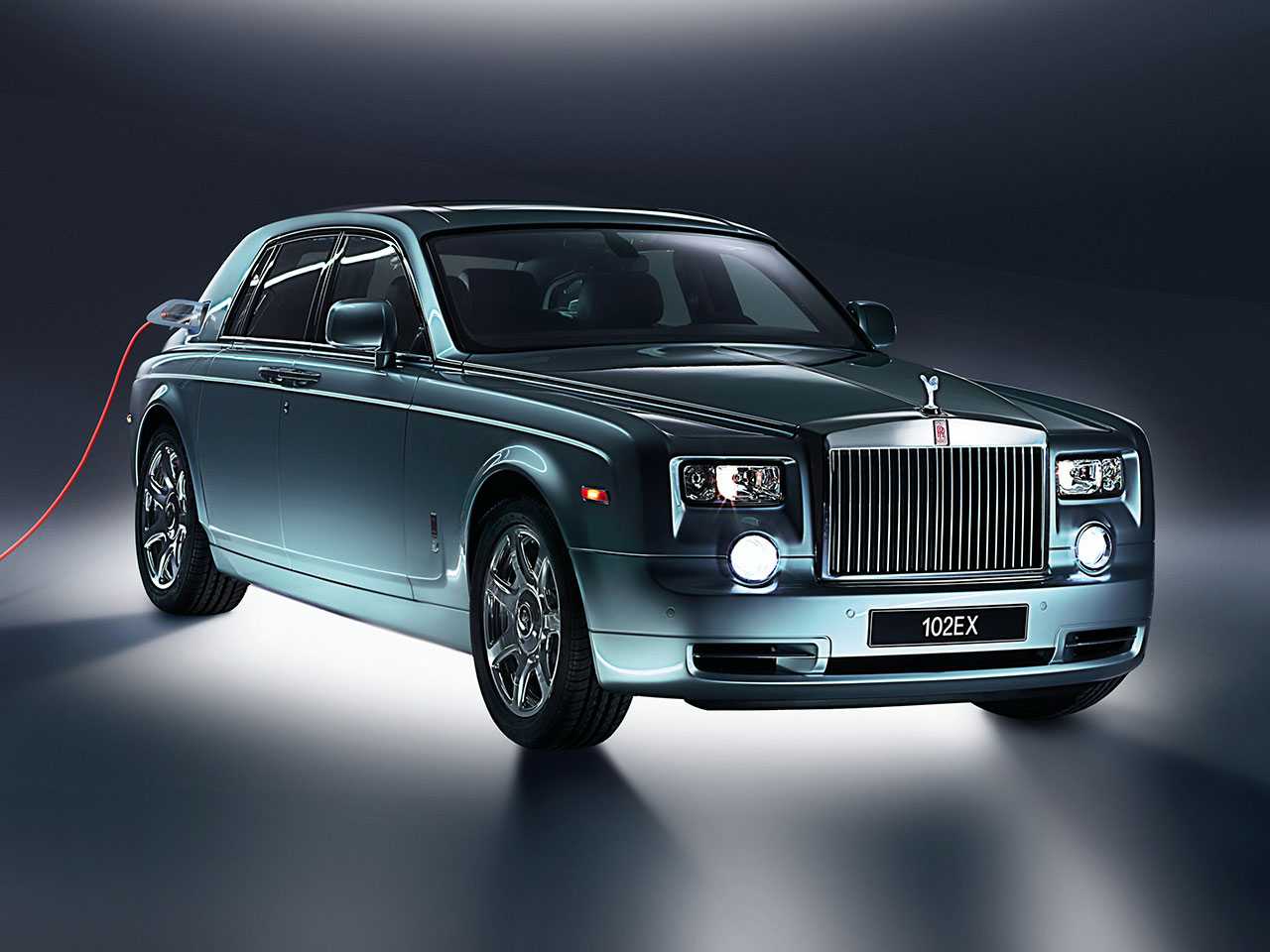 Rolls-Royce 102EX: prottipo que ajudou a marca a desenvolver seu sistema de propulso puramente eltrica