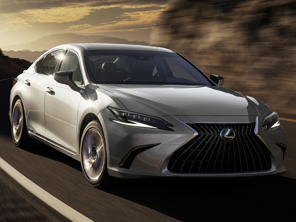 Lexus ES 2023