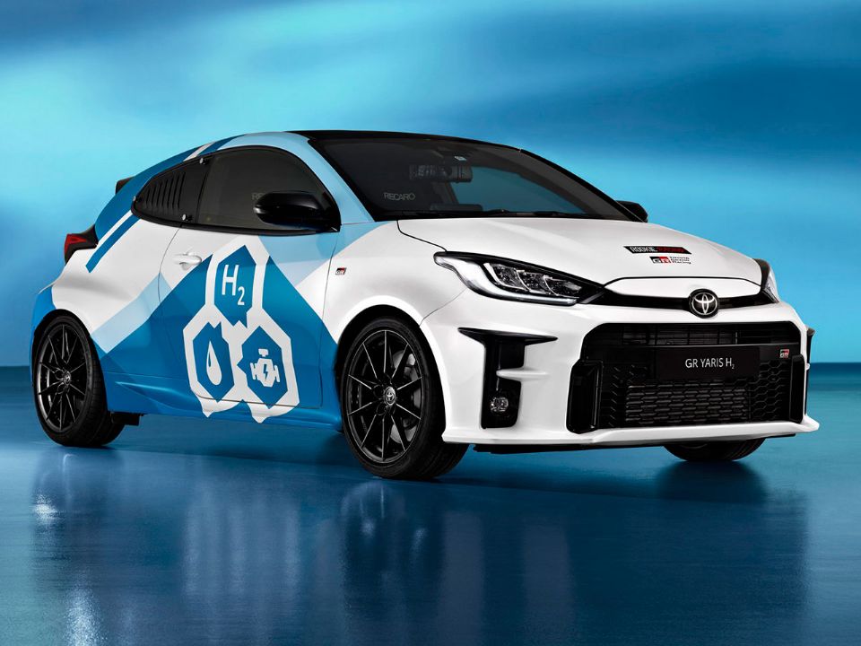 Acima o Toyota GR Yaris experimental movido a hidrogênio