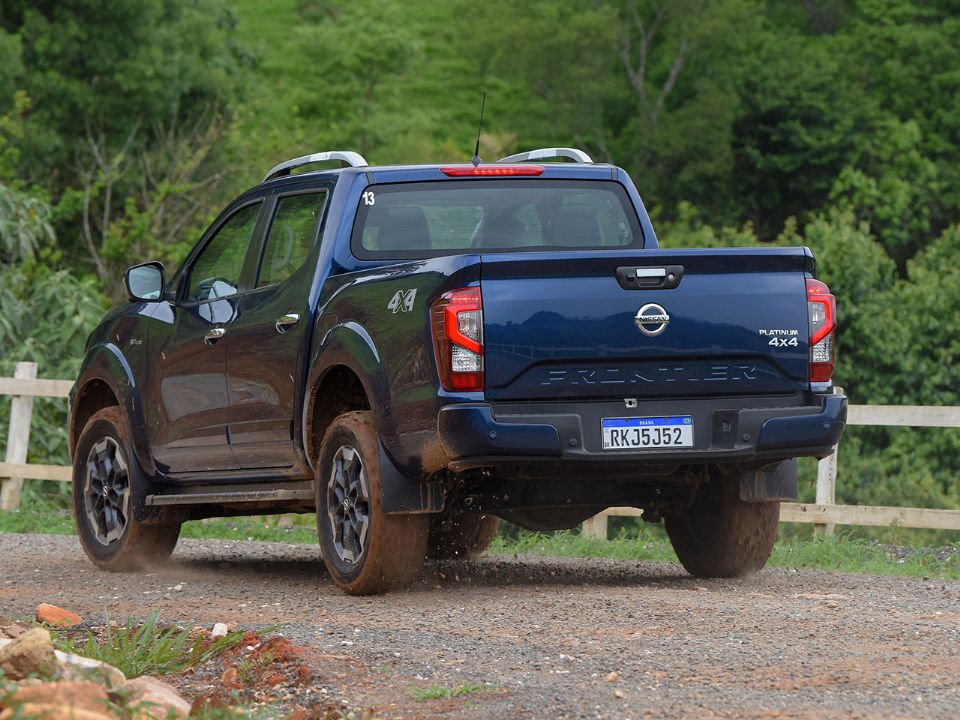 Nissan Frontier 2024