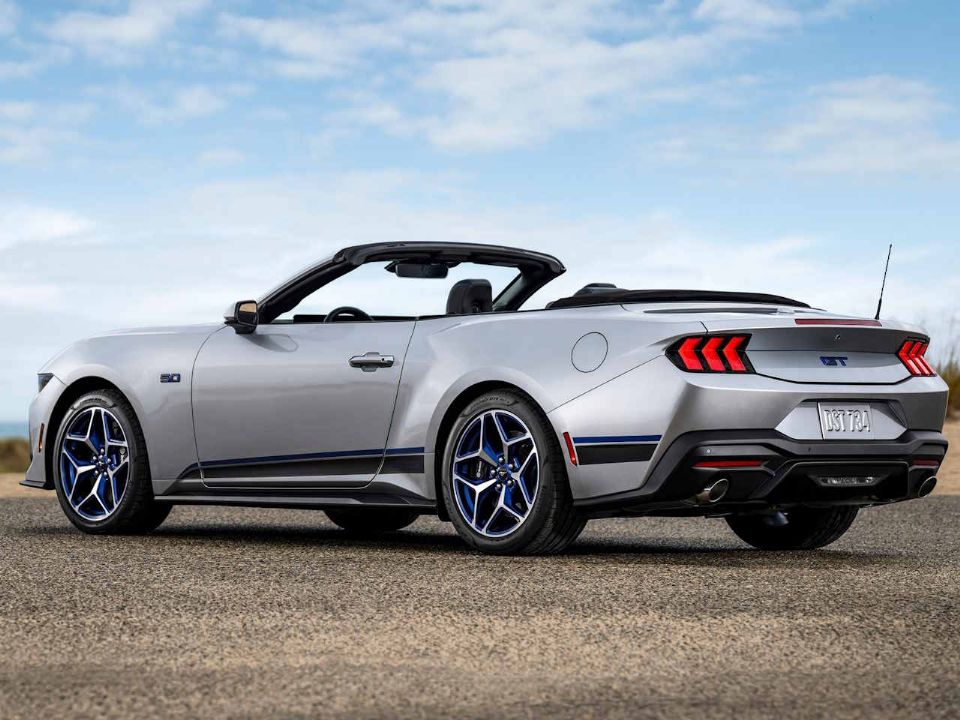 Ford Mustang 2024