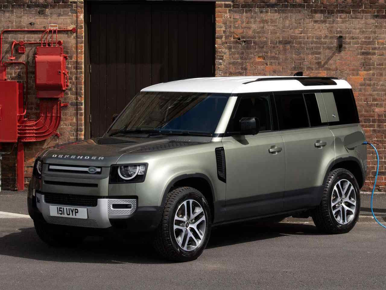 Land Rover Defender 2024