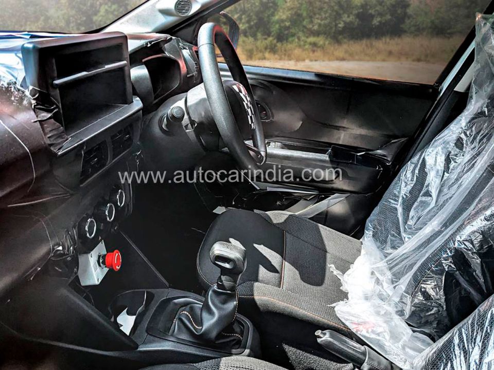 Flagra do Autocar India antecipa detalhes sobre o interior do C3 Aircross