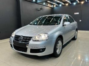 Preo de Polo: conhea o VW Jetta 2007 "0 km" ?venda em loja de antigos de SC