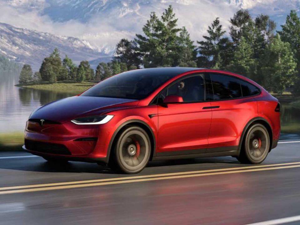 Tesla Model X Plaid