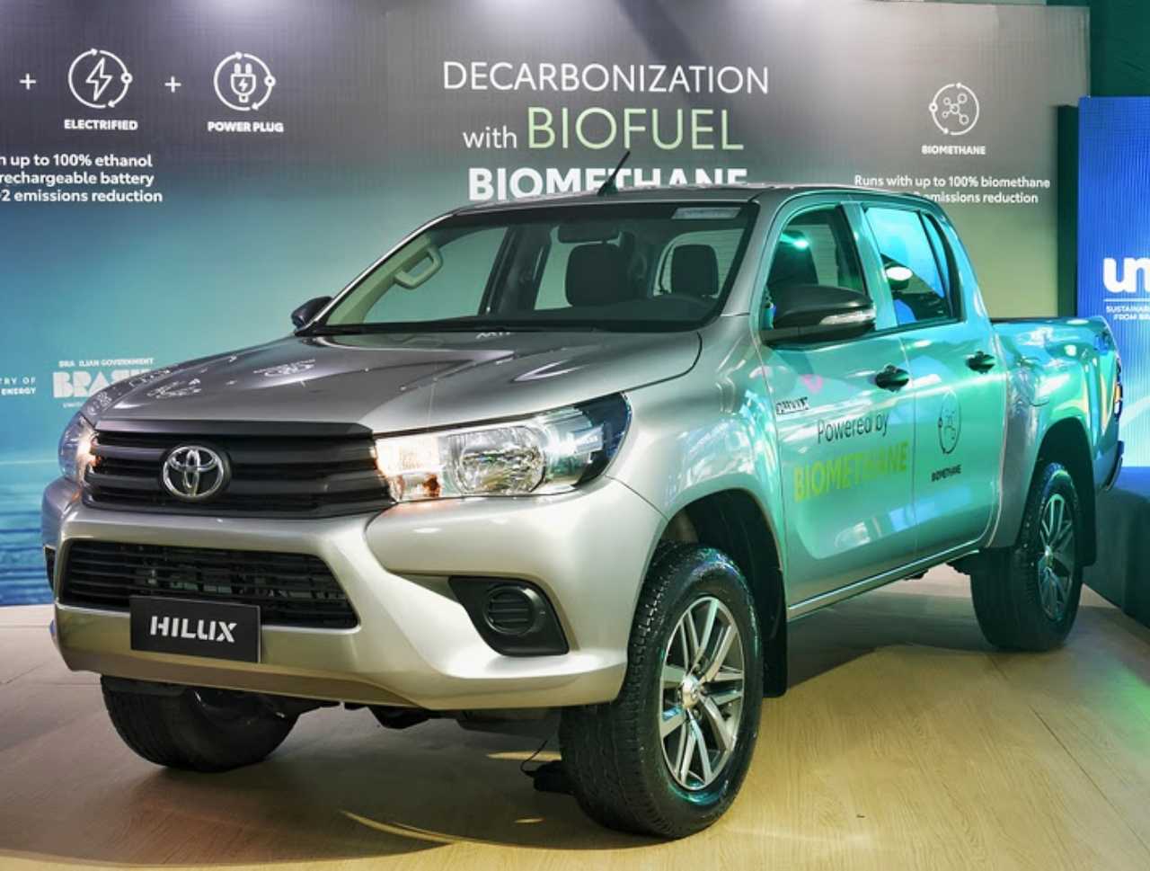 Toyota Hilux movida a biometano é outro modelo sustentável apresentado pela fabricante no Brasil