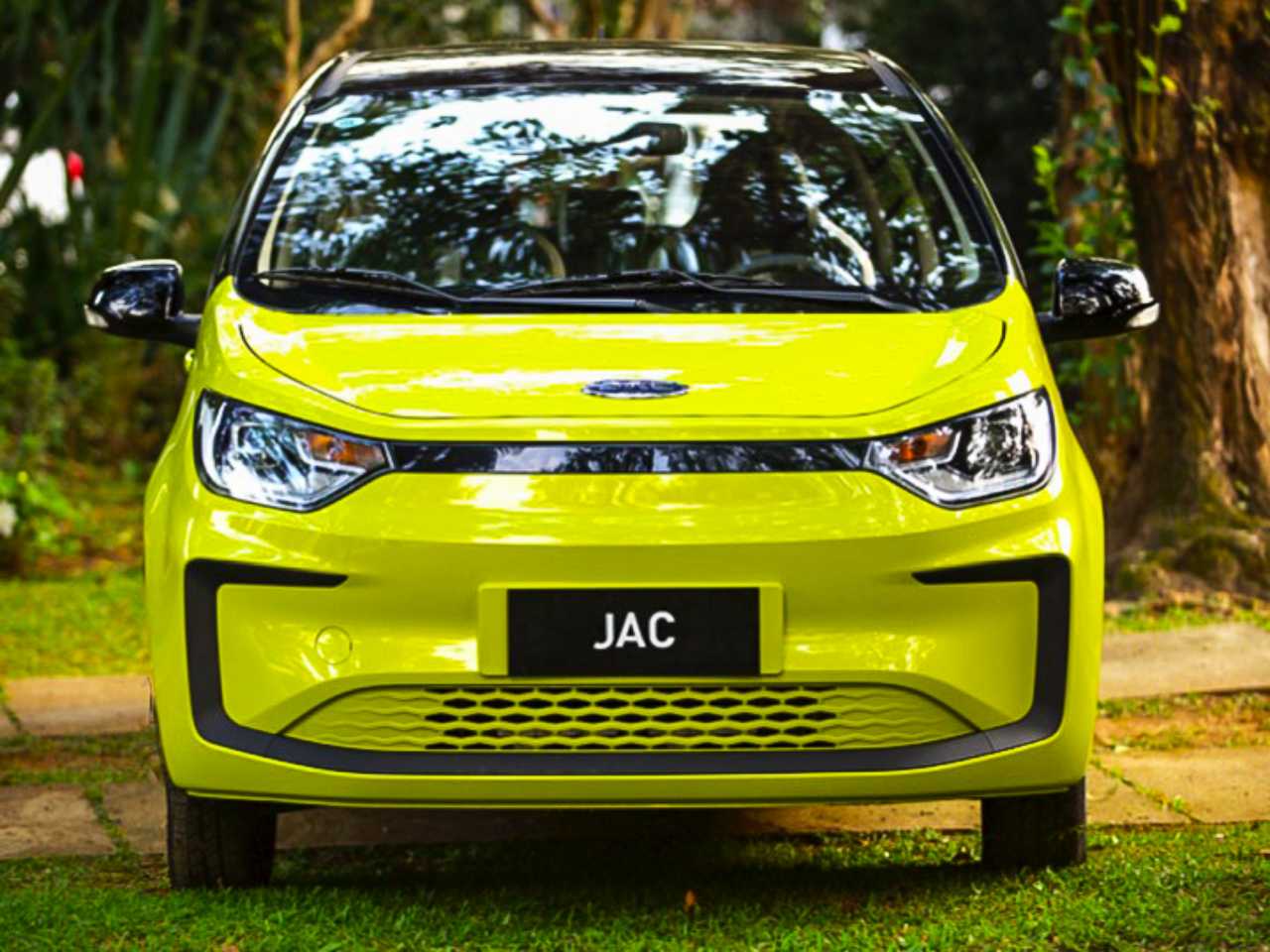 JAC E-JS1