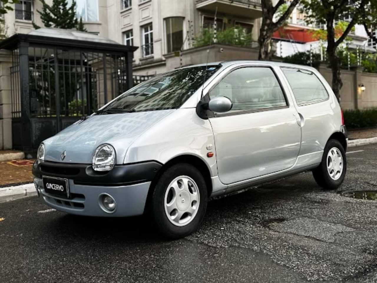 Renault Twingo Initiale Paris 2002