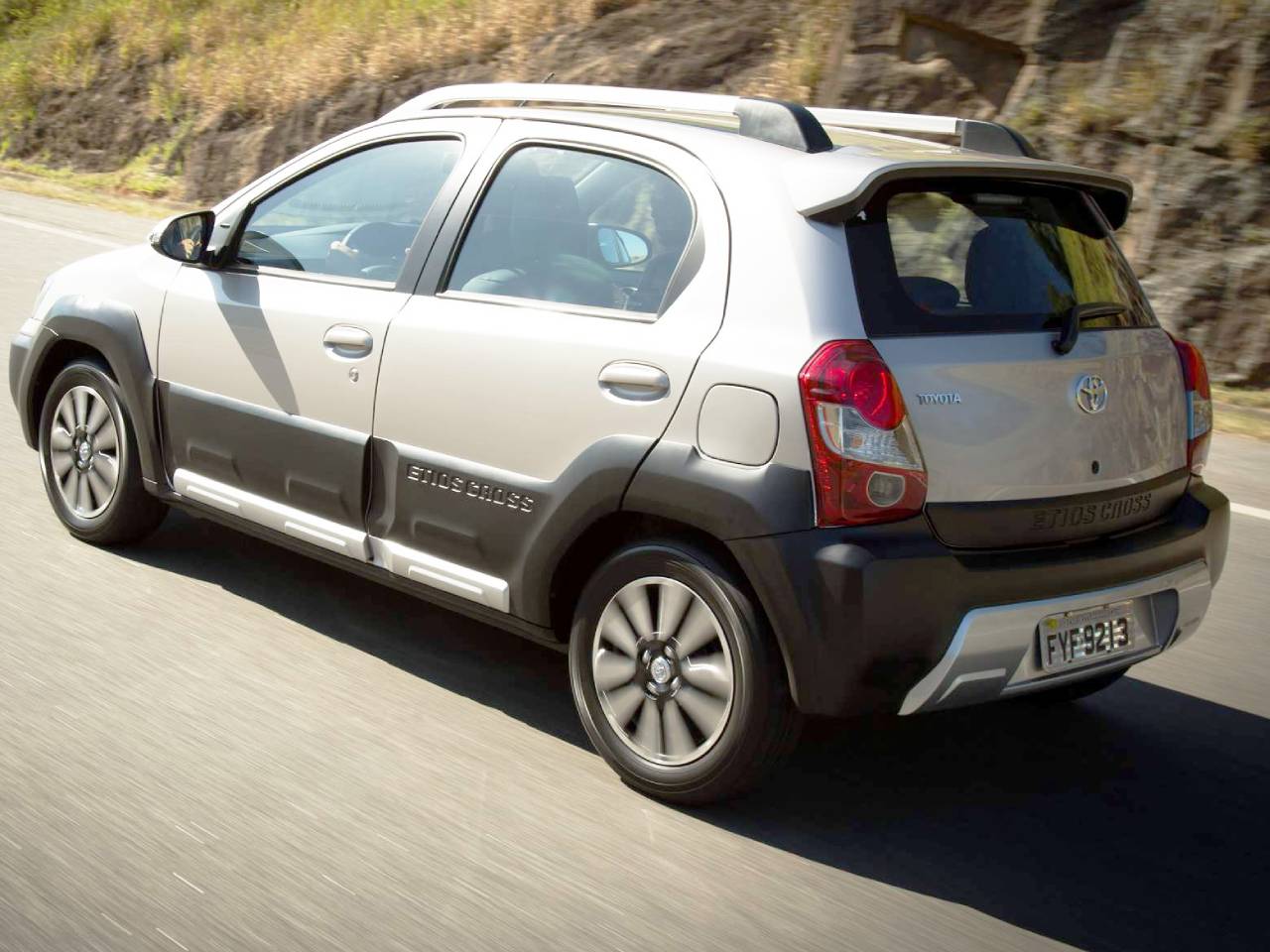 Toyota Etios Cross