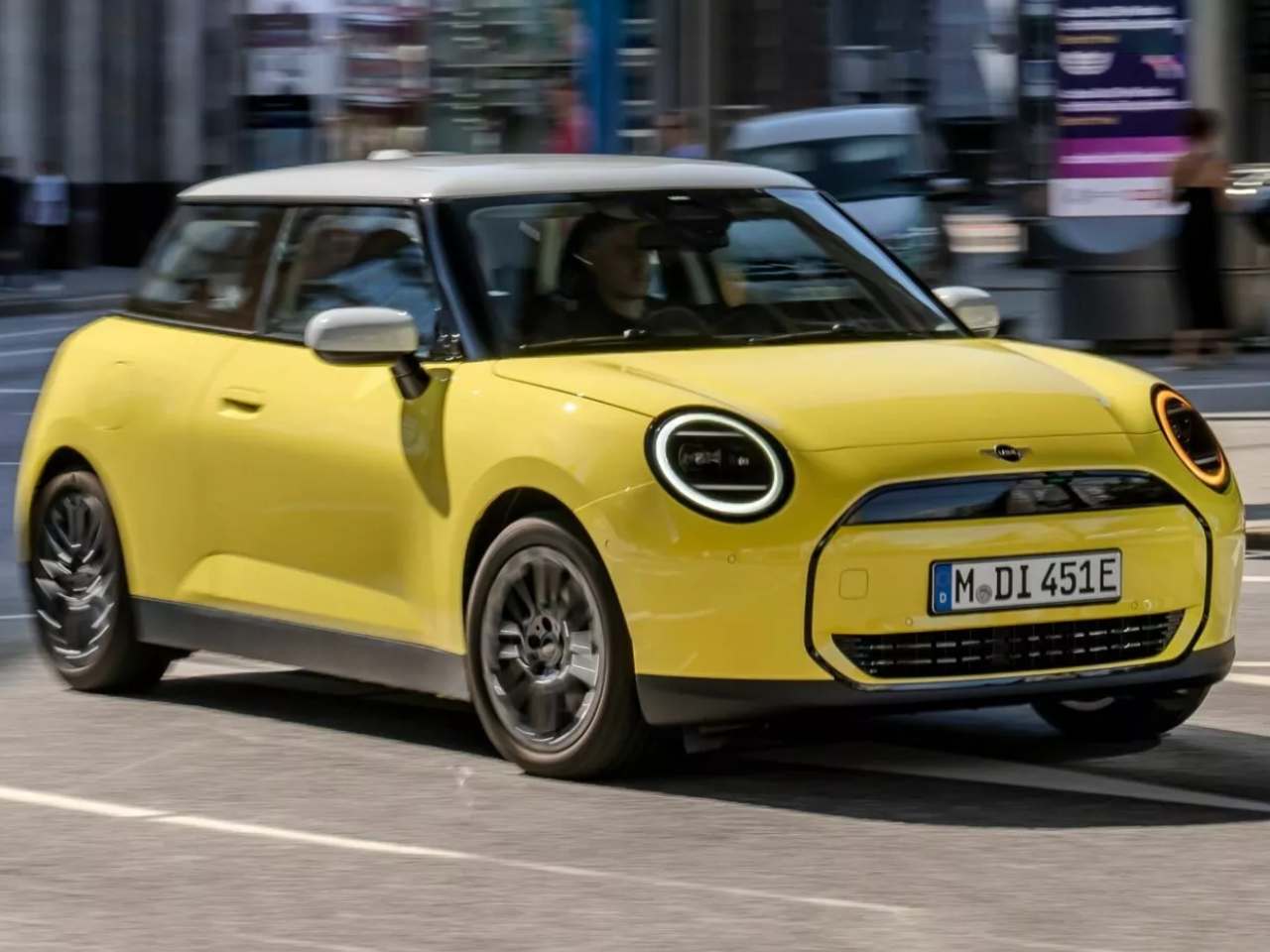 Mini Hatch 3 portas 2024