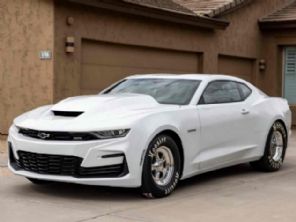 Raro Chevrolet Camaro COPO, com mais de 1000 cv,  ? arrematado por R$ 730 mil