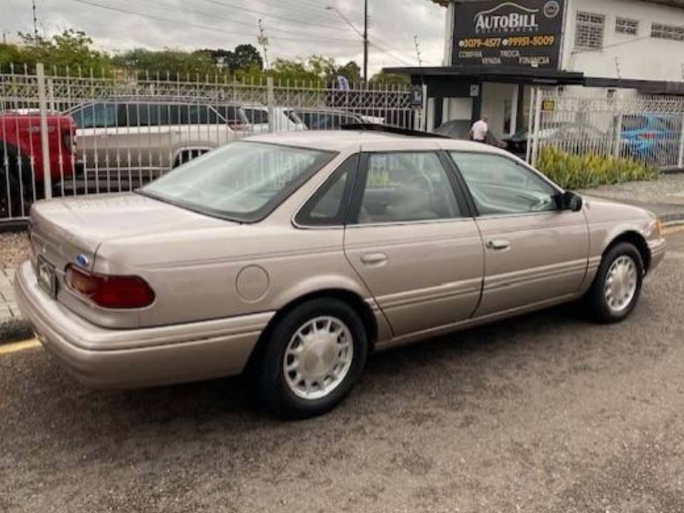 Ford Taurus LX 1995