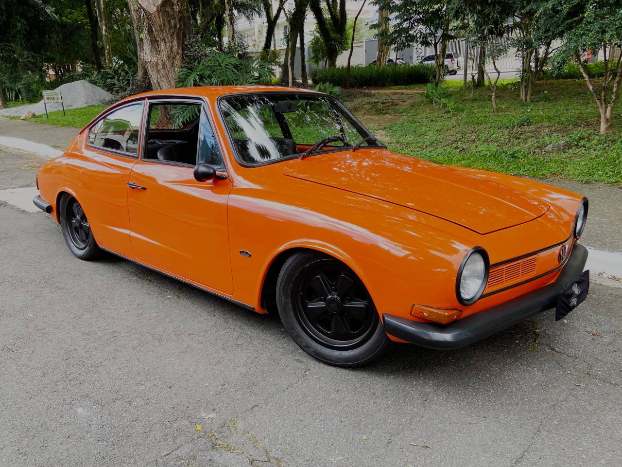 Karmann Ghia TC: clssico com motor da Subaru passa a ter fome  de asfalto e visual descolado