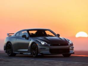 E o sol se pe para o Nissan GT-R, que vai sair de linha at o fim  do ms