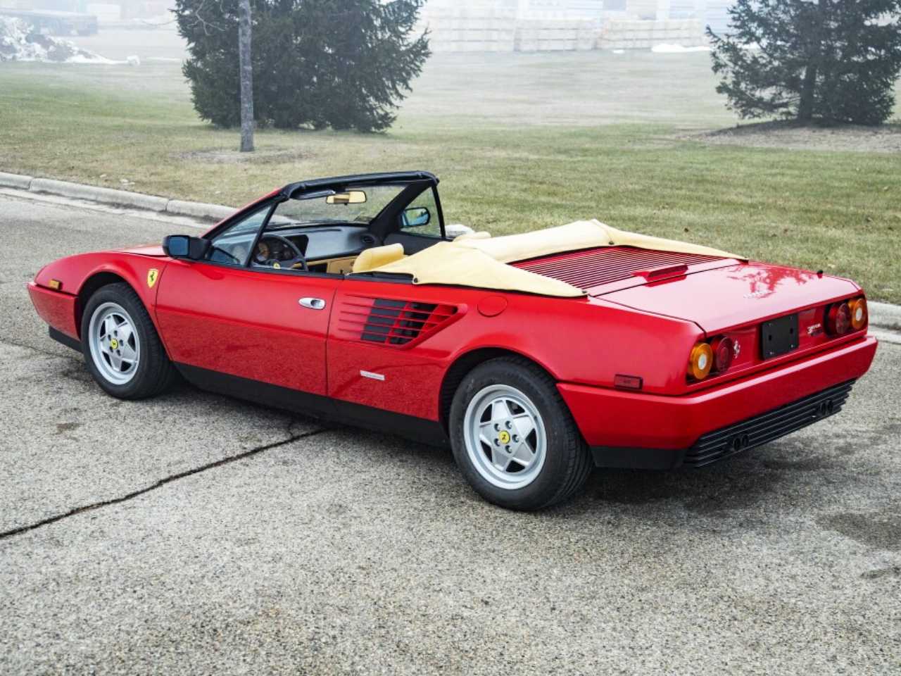 Ferrari Mondial