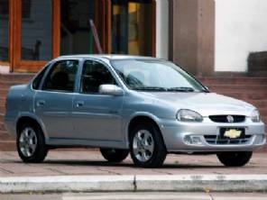 R$ 20 mil: Chevrolet Classic ?carro barato com ar-condicionado. Veja outros usados